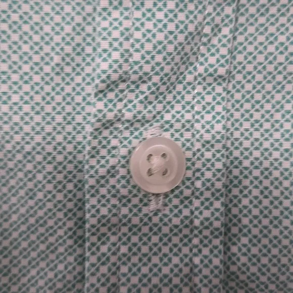 APT. 9 Green Print Short Sleeve Shirt - Picture 6 of 9